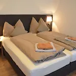 Haus Der Leij Apartmán *