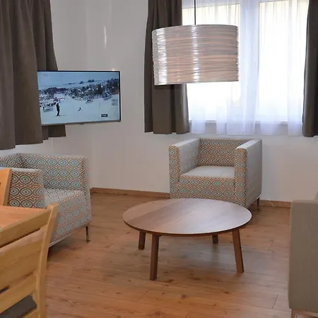 Haus Der Leij Russbach am Pass Gschütt