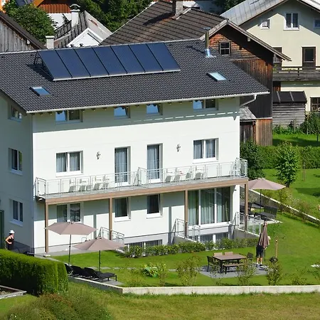 Apartment Haus Van Der Leij *