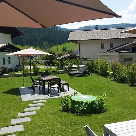 Haus Der Leij Russbach am Pass Gschütt