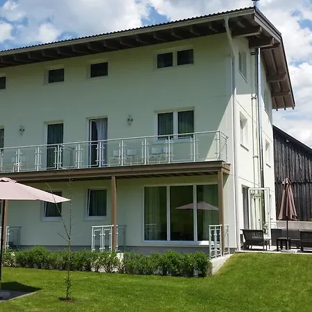 Haus Der Leij *